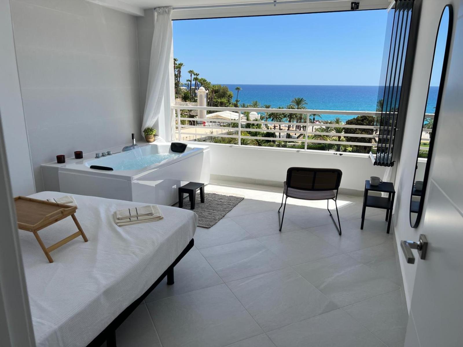 Modern Apartment Sea View With Private Jacuzzi Villajoyosa Zewnętrze zdjęcie